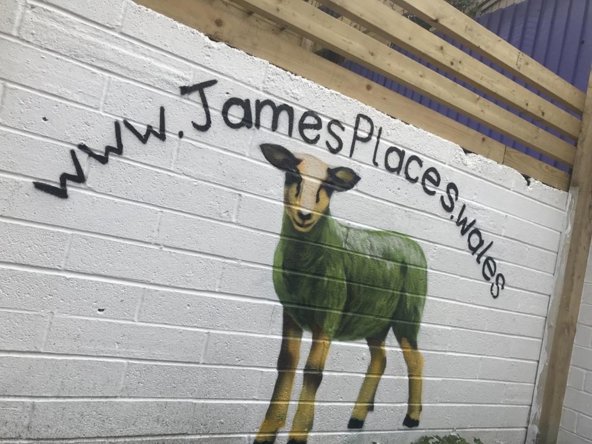 James' Place At Dowlais 머티르티드필 외부 사진